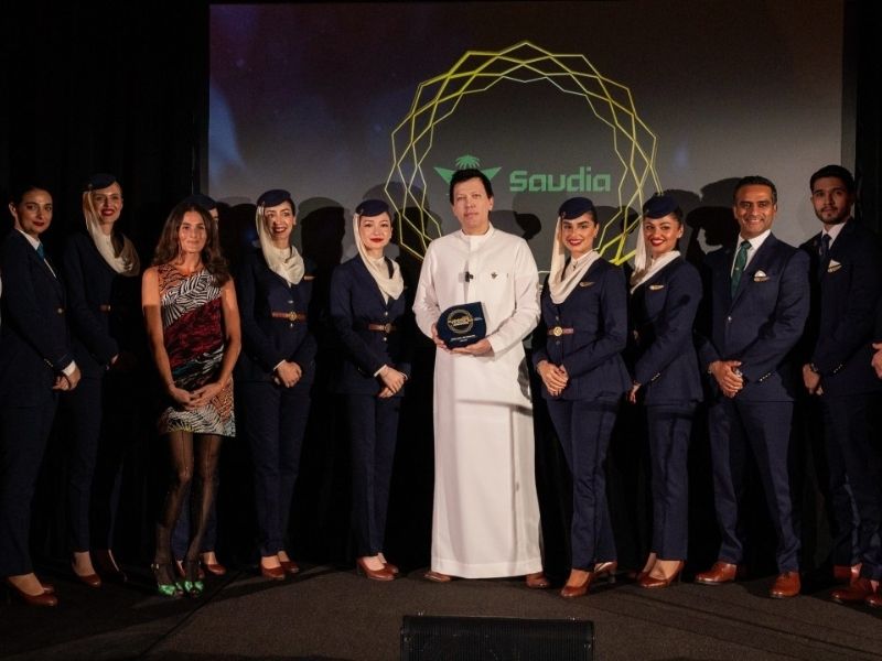 Saudia Raih Penghargaan ‘Best Airline Cabin Crew’ di Business Traveler North America Awards 2024