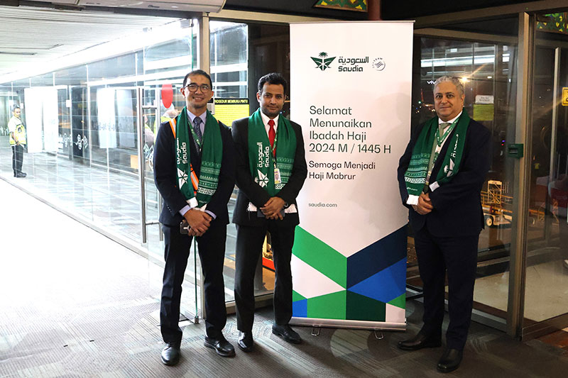 Lebih dari 3.000 Jamaah haji asal Indonesia telah di berangkatan menggunakan Saudia Airlines pada hari pertama musim haji tahun ini.